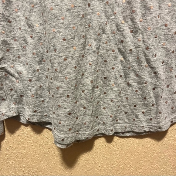 LOFT, Long Sleeve Light Weight, Gray with Gold Dots Shirt, Size Medium - Picture 6 of 9
